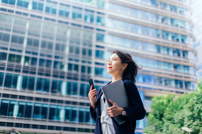 企業規模別では大企業が最も年収が高い