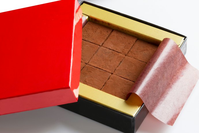 贅沢気分を味わうなら、生チョコやボンボンショコラにも注目
