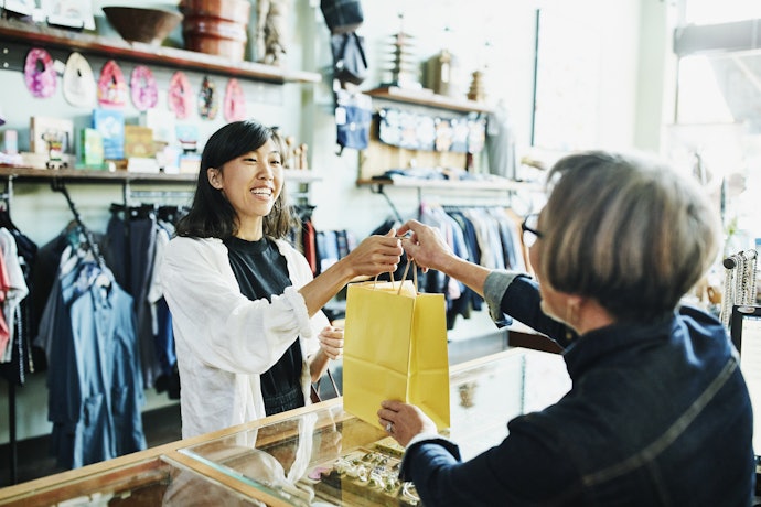 決めた予算内で購入できるものを確認しよう