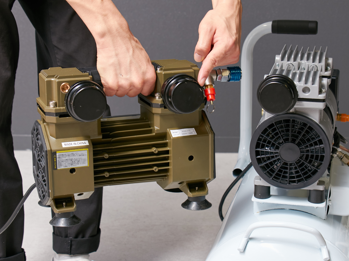 アースマンオイルレスエアコンプレッサー ACP-39SLA 39 L 静音 A EARTH MAN 静音オイルレスエアーコンプレッサー ACP-39SLAを