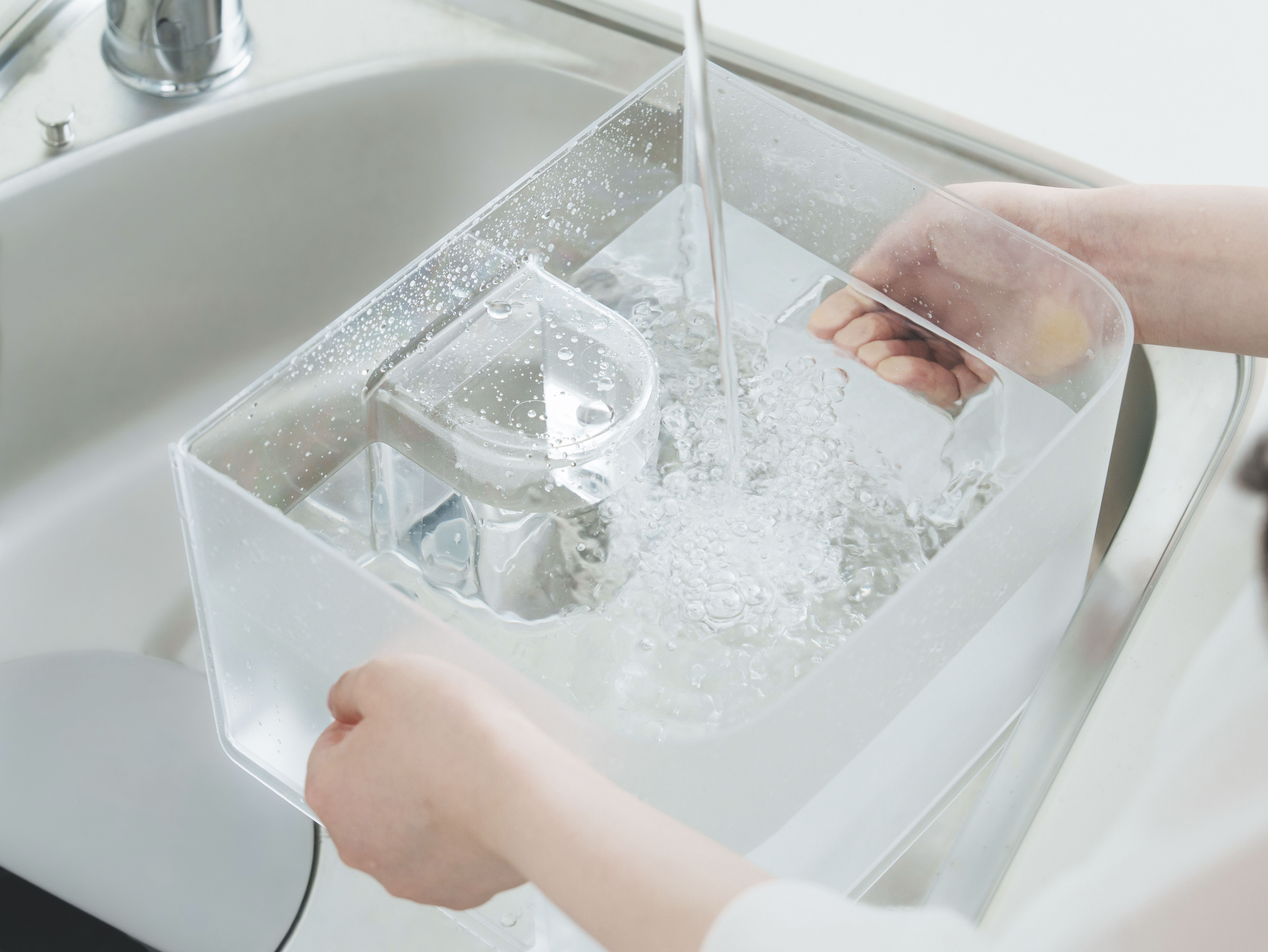 浄水型ウォーターサーバーで水道水はどう変わる？使いやすさと味を徹底