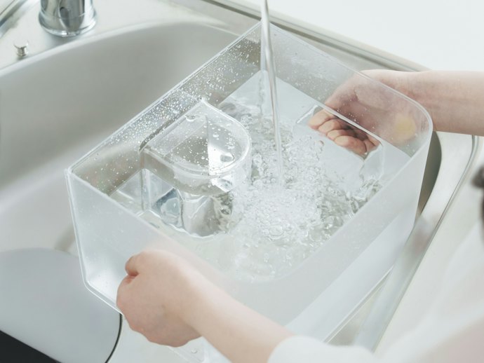 STEP2:水道水を注ぐ