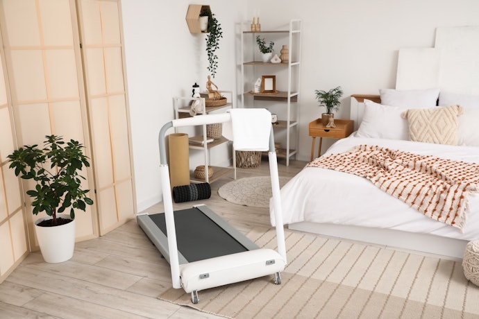 パッドタイプや折りたたみができるコンパクトモデルだと収納しやすい