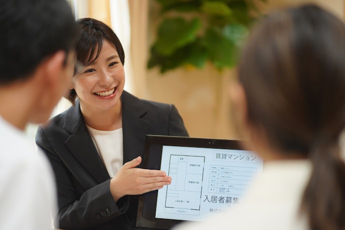 査定依頼を出した不動産会社のなかから、2〜3社に絞って訪問査定を依頼しよう!