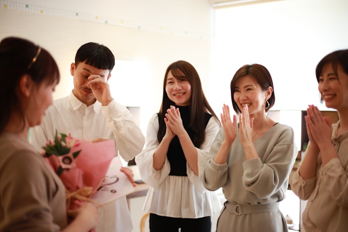 予算は退職する人との関係性に応じて決めよう