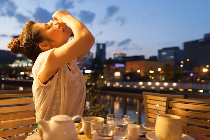 人に会う前にサクッと充血をおさえるなら、血管収縮剤入りもあり