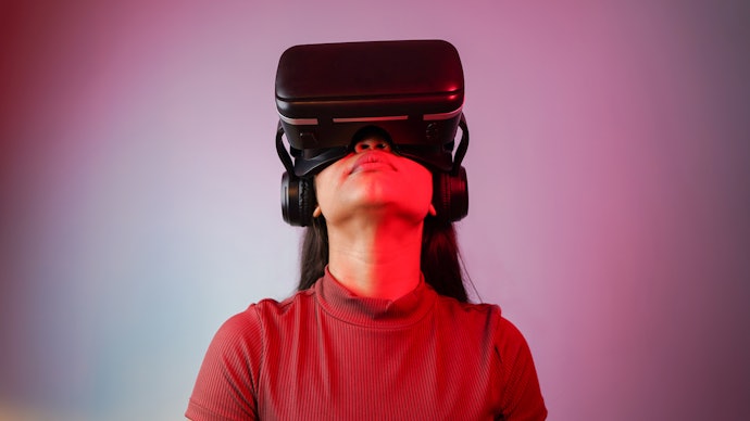 VRゴーグル・VRヘッドセットを長時間使うなら、軽くてつけ心地の良いものがベター