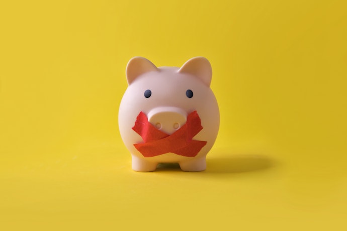 解約時に違約金や手数料はかからない