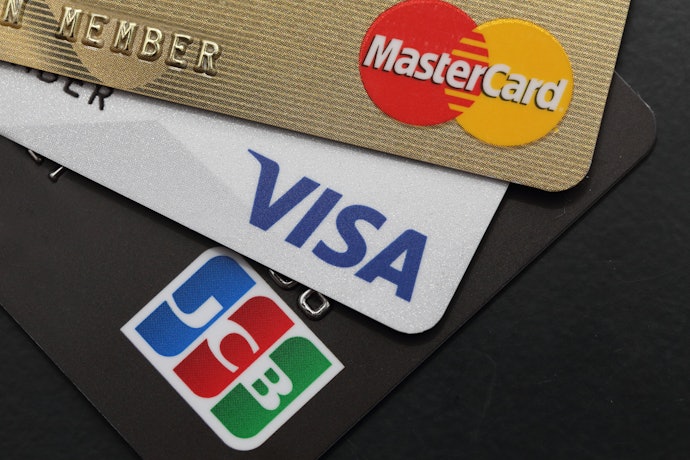 日本で使うなら、国際ブランドはVISAとMastercardどちらでもOK