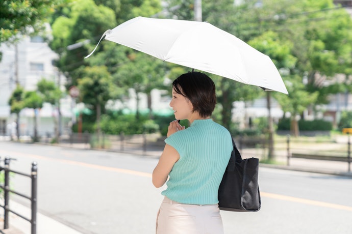 白色は暑さ対策に効果的