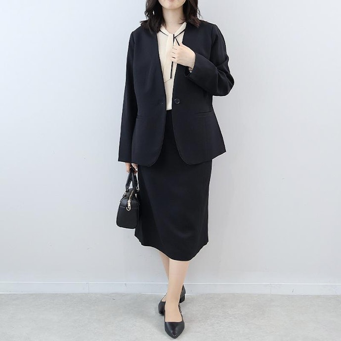 手軽にきちんとした装いを叶えたい人は、セットアップに注目