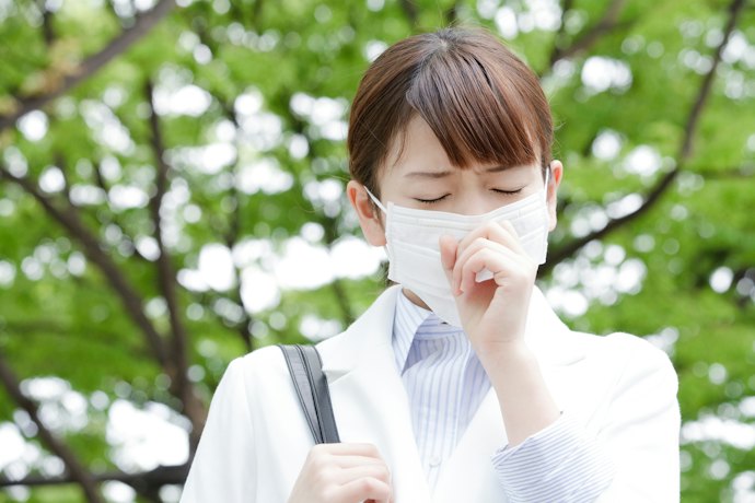 風邪などによる急性鼻炎の原因は?
