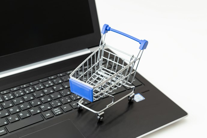 Amazonなどの正規販売店で購入するメリット