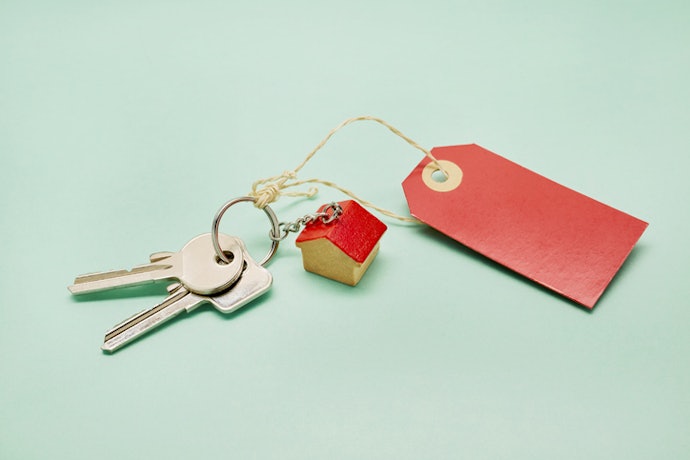 リースバックで自宅売却後に賃料を払って住み続ける