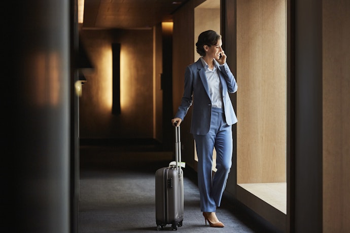 海外旅行や出張へ頻繁に行く人ならアメックス