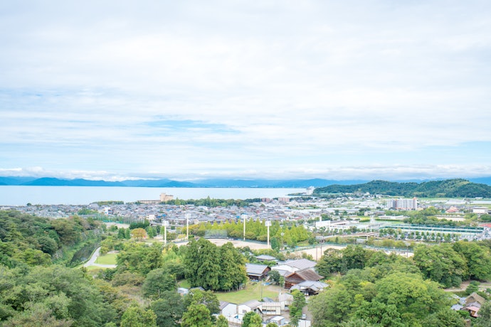 次に検討すべきは、関西の独自回線Eo光