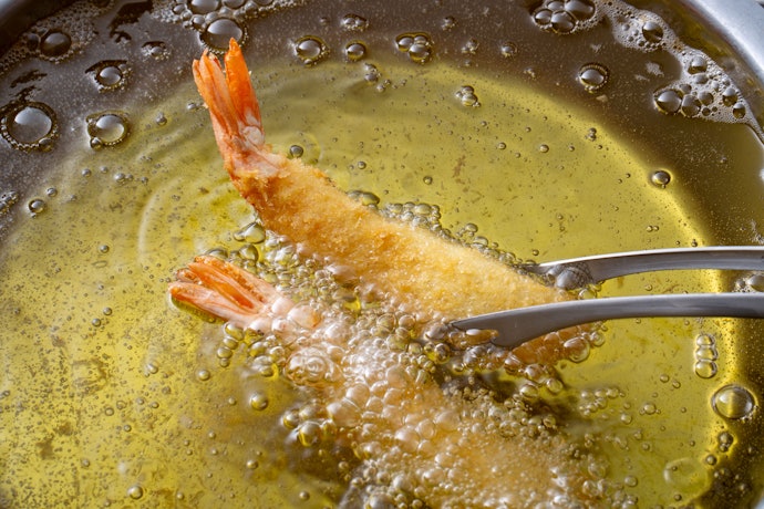 炒め物や揚げ物を作る人は耐熱温度をチェック。200℃以上が目安