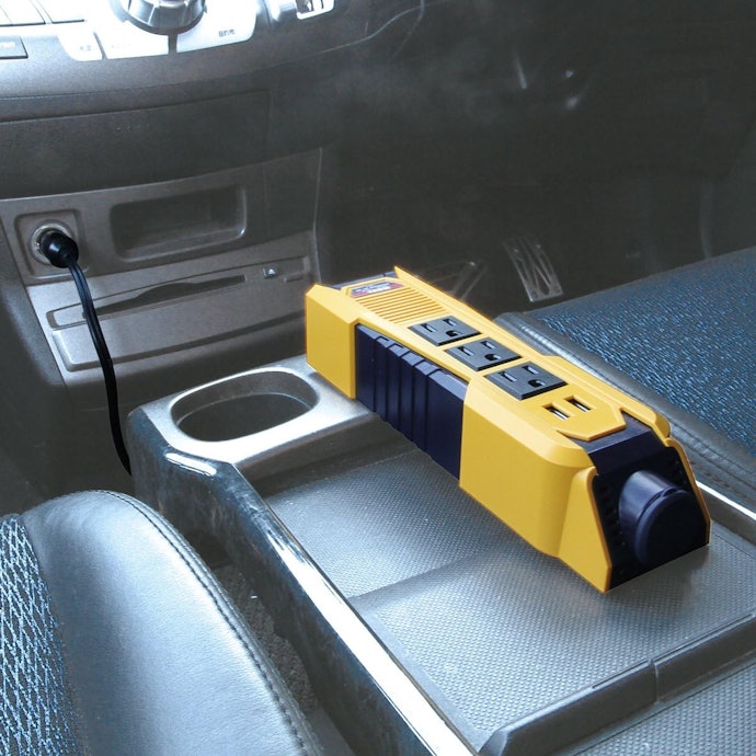 一般乗用車はDC12V、トラックなどの大型車はDC24Vを選ぼう