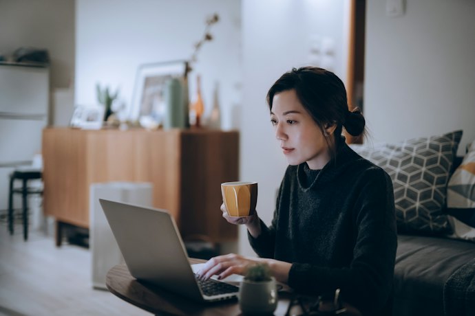 正規品と偽物の見分け方はない!ECサイトの口コミを参考にして