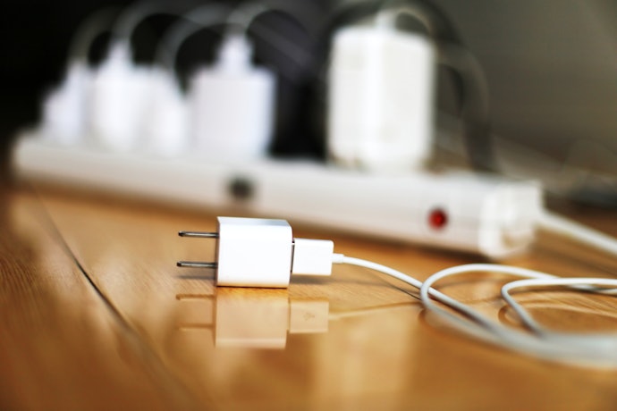 電源のタイプや接続方式を確認