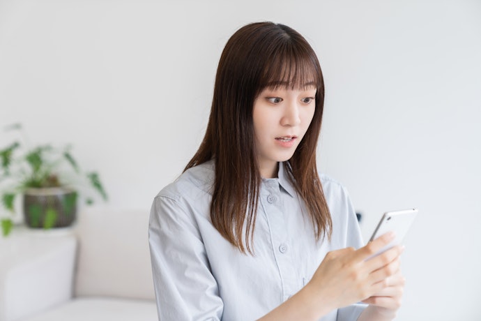 月額料金や通話オプションが高くなる可能性がある