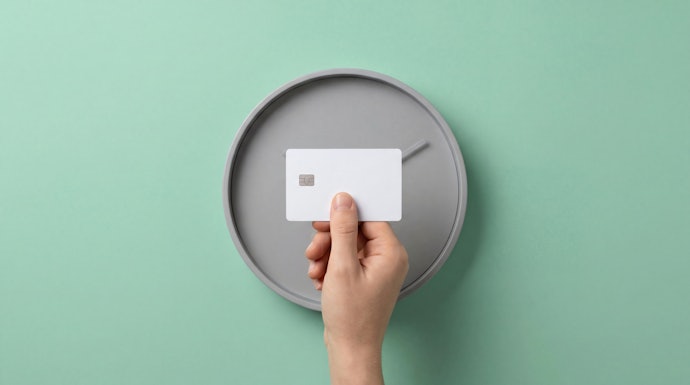 銀行カードローンを利用するなら、総量規制の対象外