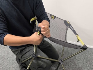 設営のしやすさ(軽量のアウトドアチェア)