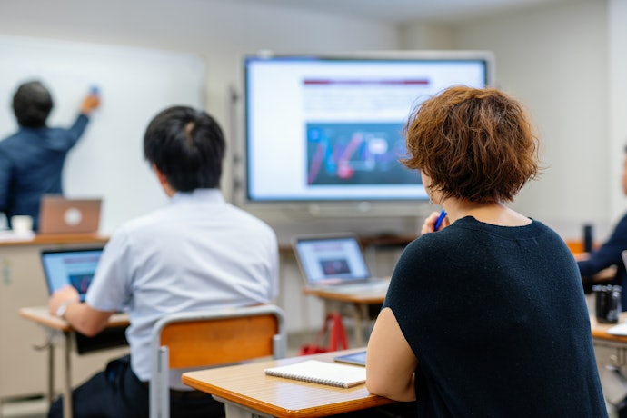 資格を取得して資格手当を受け取る