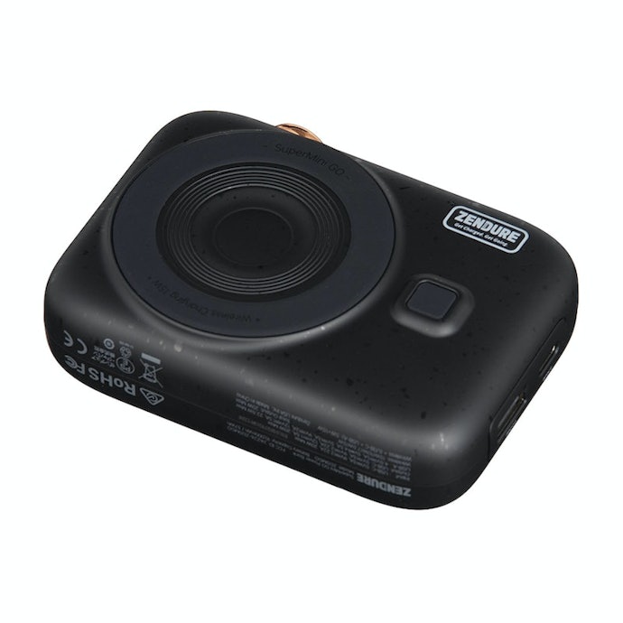 デザイン性にこだわるなら、Zendureのモバイルバッテリー SuperMini GOも要チェック!
