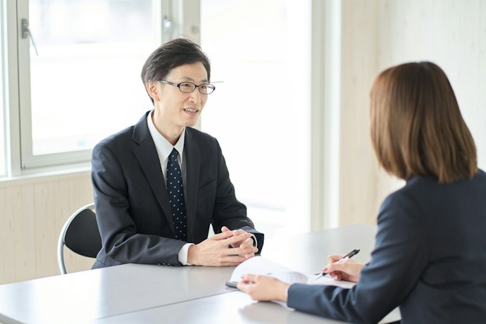 給料や福利厚生などは人事と話す
