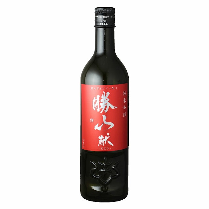 お米の旨みを味わうなら、「献」や「鴒」などの純米吟醸酒も狙い目