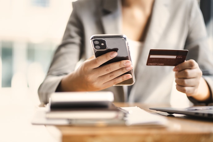スマホを同時購入すると紹介キャンペーンの対象外