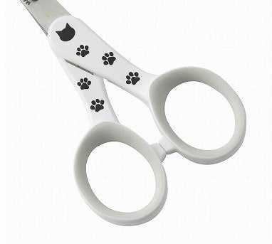 使い慣れたハサミタイプ。猫の爪切り初心者でも扱いやすい