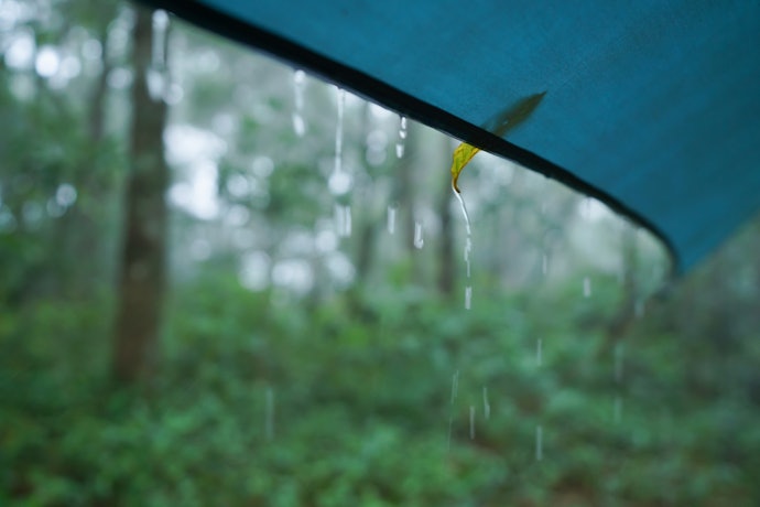 雨の日にも使うなら耐水圧1,500mm以上をチョイス