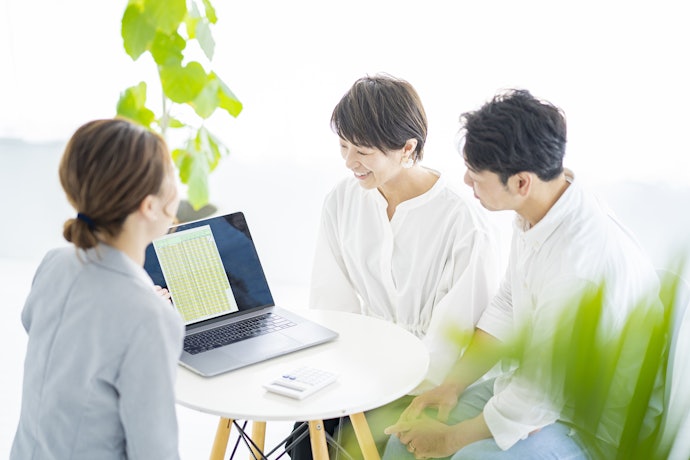 配偶者貸付なら、配偶者の収入と合算した金額で審査される