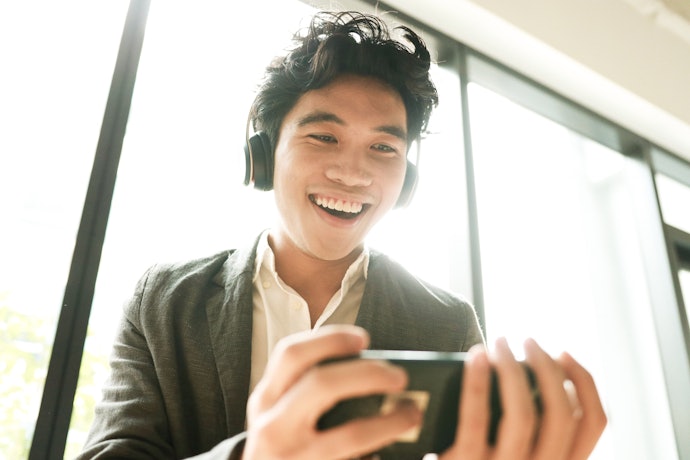 シンプル3 L:動画やゲームも楽しみたい人向け