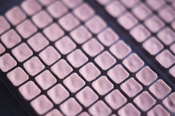 肌が敏感な人には、少量パックや通気性のよい商品がおすすめ
