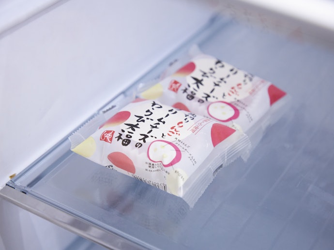 解凍は冷蔵庫で3〜4時間。半解凍でもおいしく食べられる