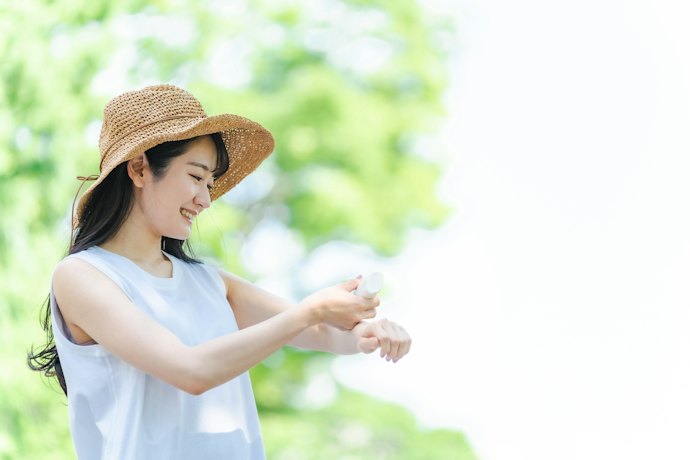 肌が乾燥しやすく、紫外線の影響を受けやすい