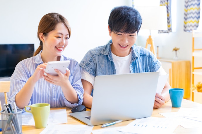 結婚している場合は夫婦の財布を共有する