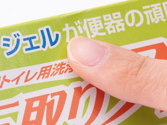 ジェルタイプならブラシいらず、液体タイプは素早く汚れを落とす