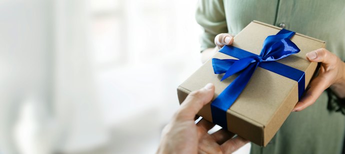 体をいたわりたいなら、マッサージ器や健康食品などを検討