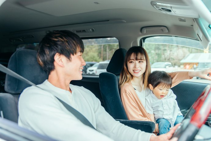 同乗している家族や友人もケガをしたら補償される?