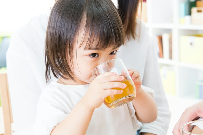子どもや赤ちゃんにも飲ませるなら、大麦だけのものがおすすめ