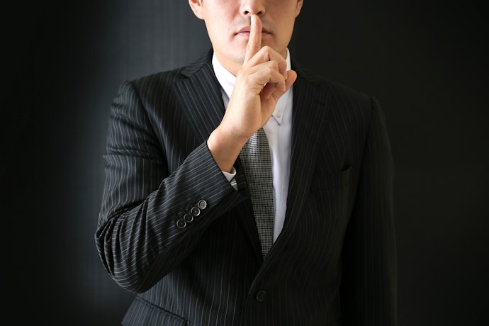 家族や勤務先に知られにくい