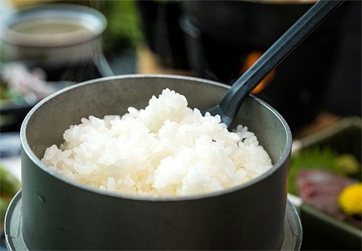 お米に海鮮に!グルメを楽しむなら食事内容で選ぶのもアリ