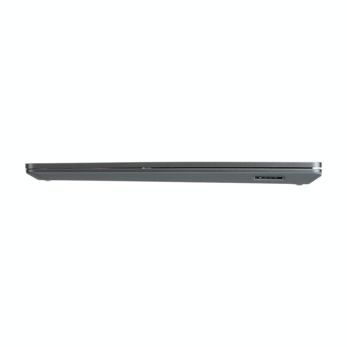 キーボード一体型のなかでも持ち運びやすさにこだわったモデル