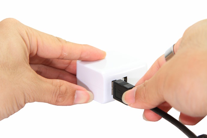 USBポート付きの商品は、充電場所に注意して選ぼう
