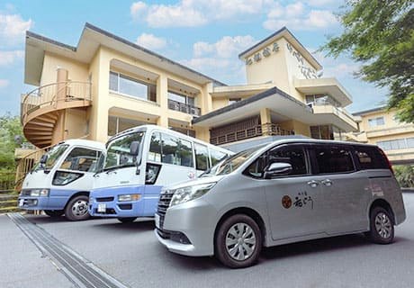 駅からホテルまでの送迎サービスの有無を確認しよう