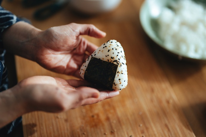 食べるシーンや人に合わせて、おにぎりのサイズを決めよう
